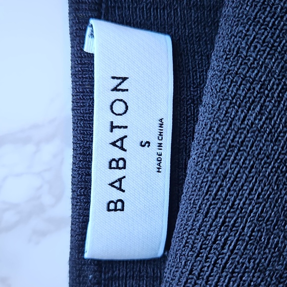Babaton Aritzia Black Sculp Knit Squareneck Ribbed Crop Top S - Picture 5 of 6